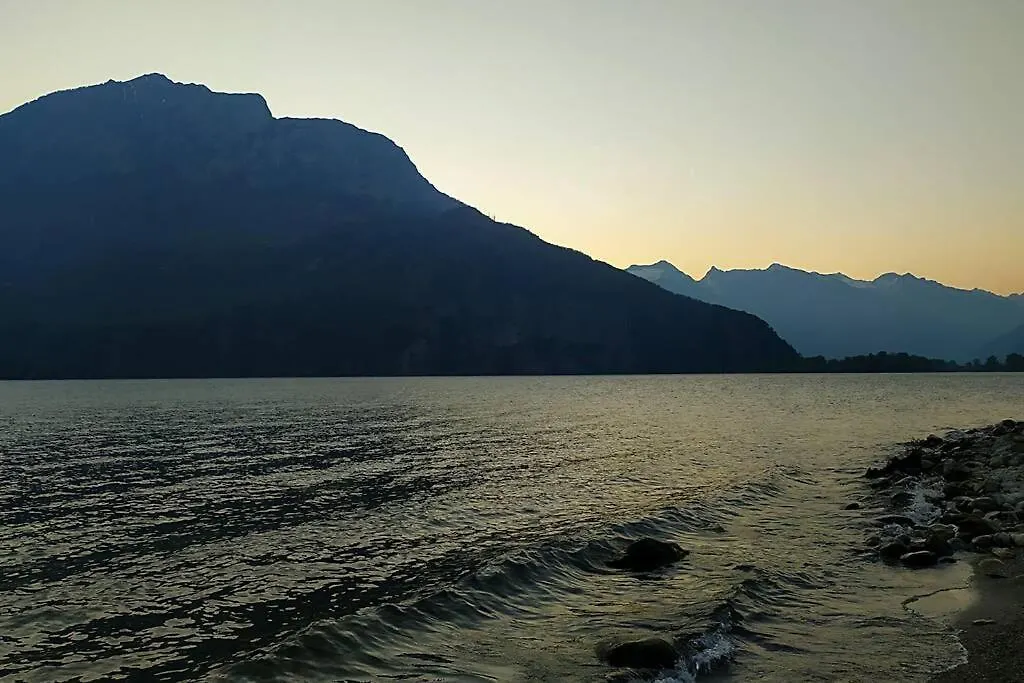 Holiday home La Casa Dei Miei Nonni Tra Montagne E Lago Villa Verceia